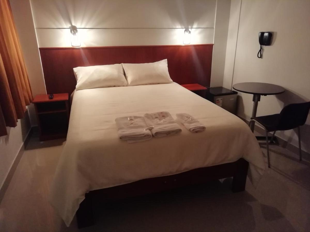 Hostal Vasco Такна Екстер'єр фото